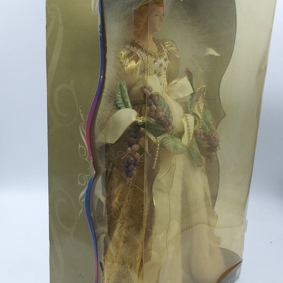 HAND CRAFTED BRASS KEY 16" PORCELAIN ANGEL TREETOPPER NEVER REMOVED FROM BOX - Picture 14 of 16